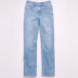 American Eagle Stretch Super High-Waisted Straight Light Wash Short Jean